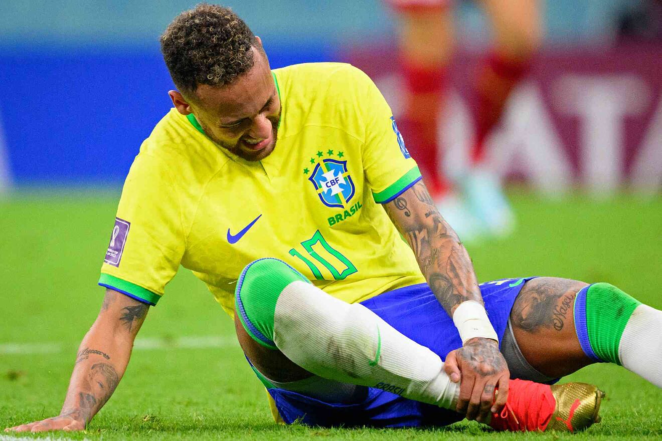 Neymar exit Brazil's next World Cup match with ankle injury 