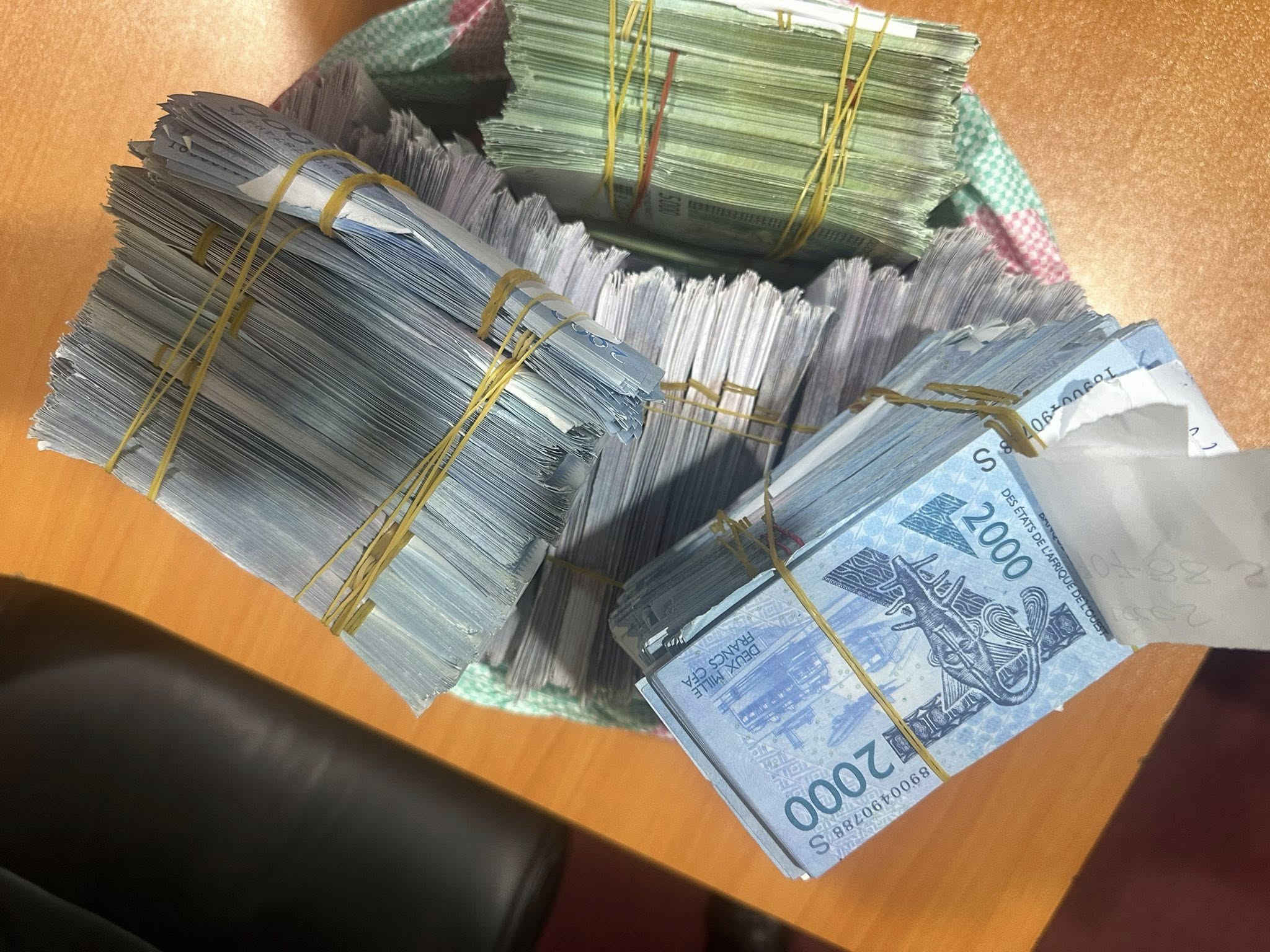 fake $